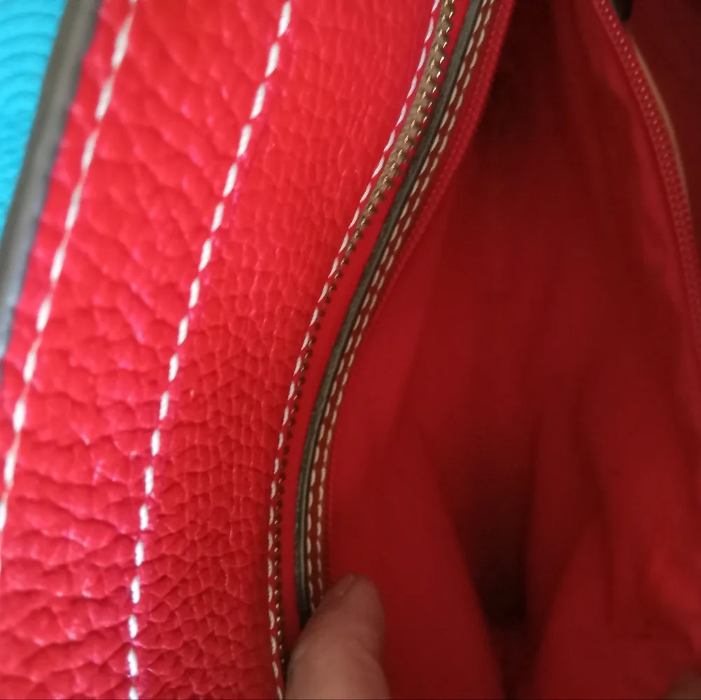 Dooney & Bourke | Lexington Red Pebble Grain Leather Tote Purse Handbag - Picture 6 of 16